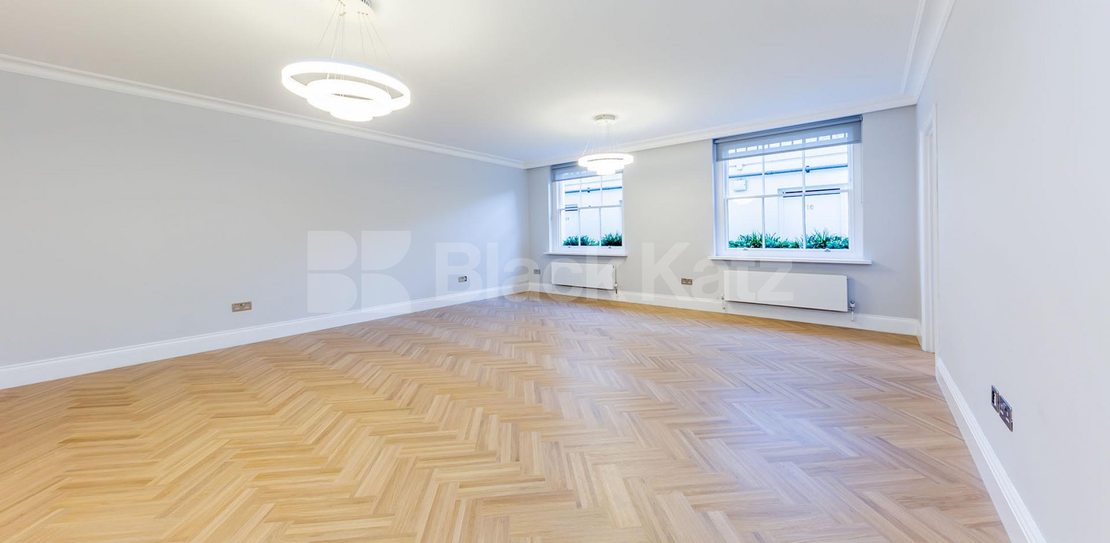 			STUNNING APARTMENT NEAR REGENTS PARK!, 1 Bedroom, 1 bath, 1 reception Flat			 Clarence Terrace, REGENTS PARK-MARYLEBONE